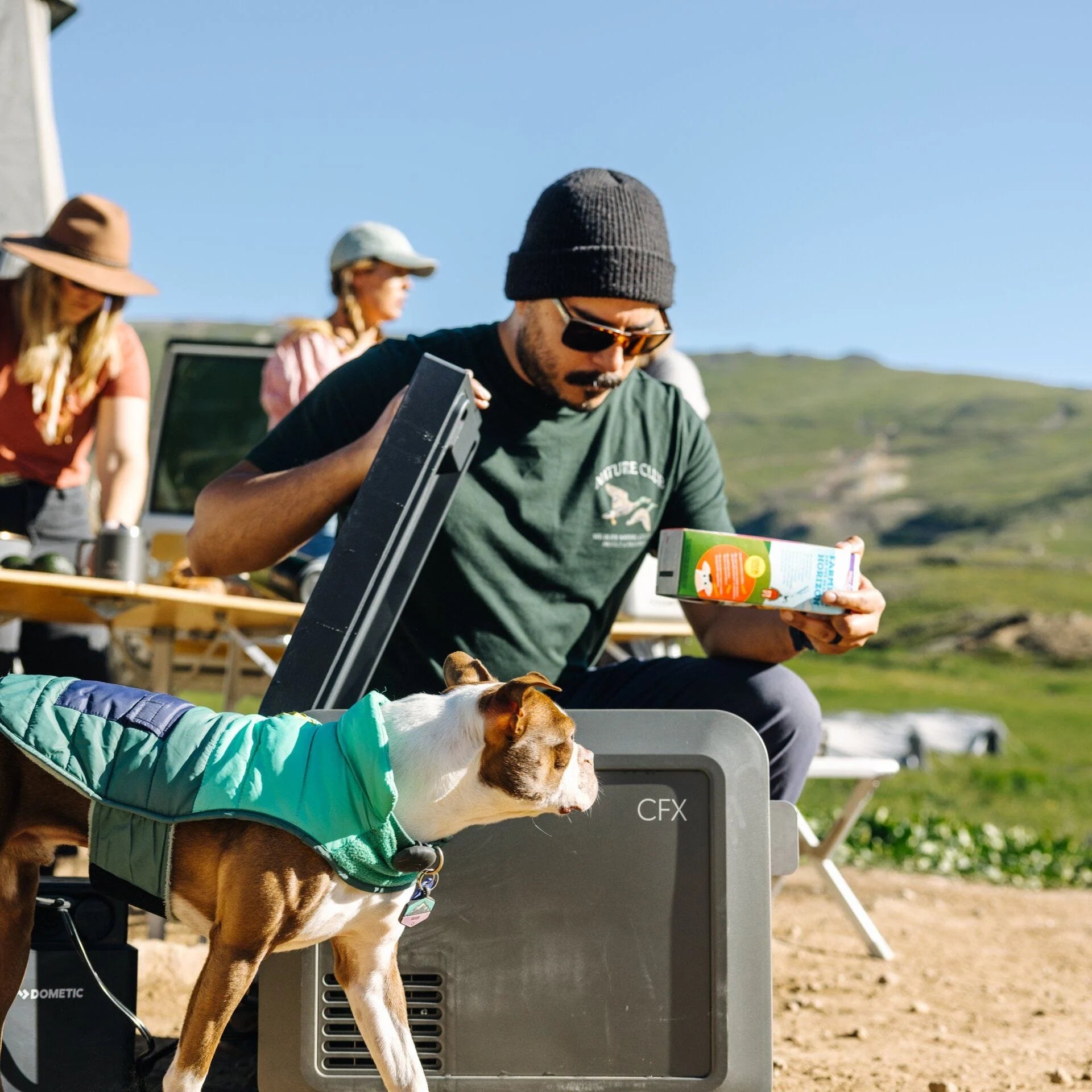 DOMETIC CFX5 25 Portable Fridge/Freezer - 25 Litre/33 Cans