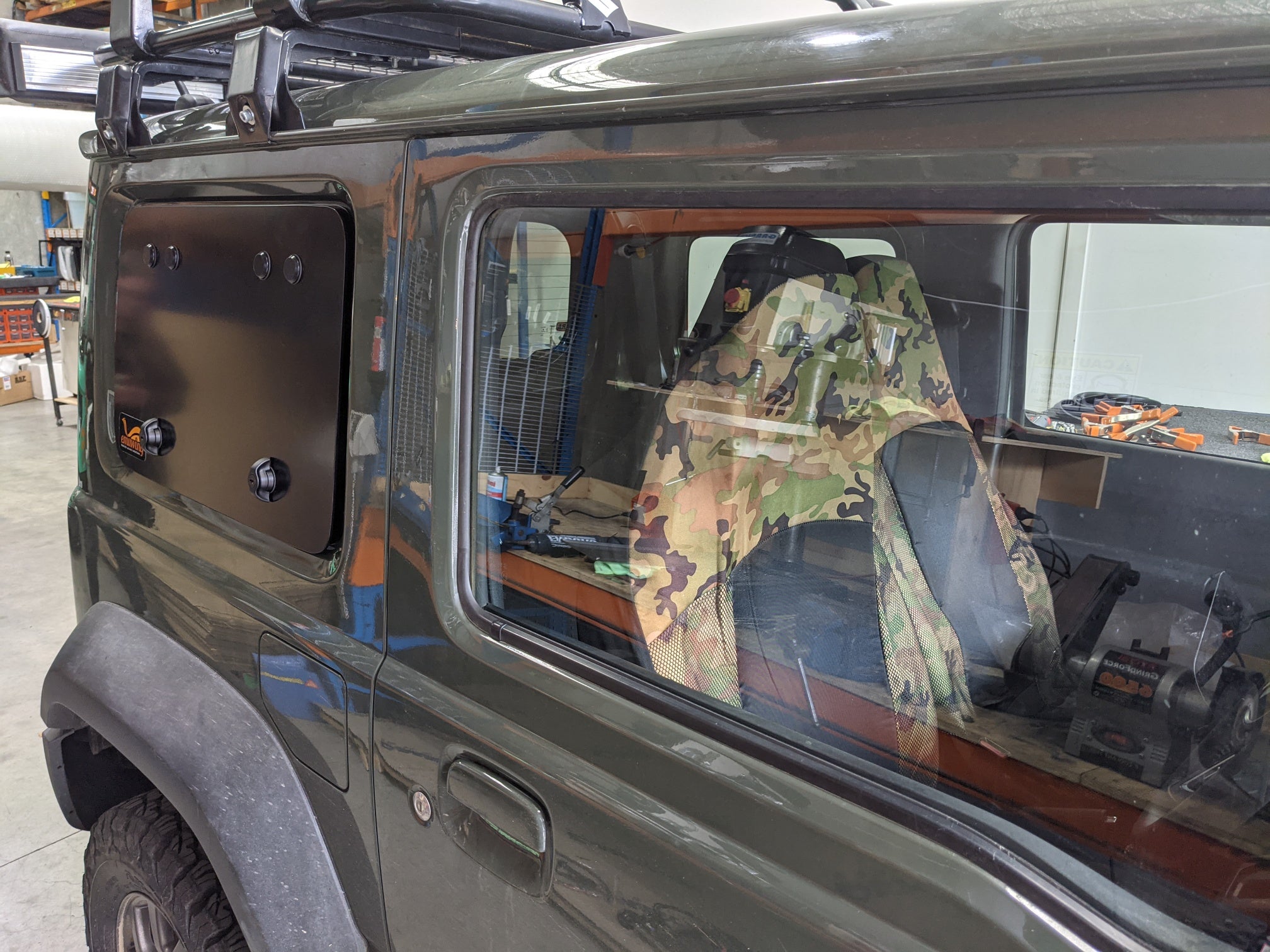 EMUWING Gullwing Style Windows (Jimny Models 2018-Current GLX & Lite 3-Door)