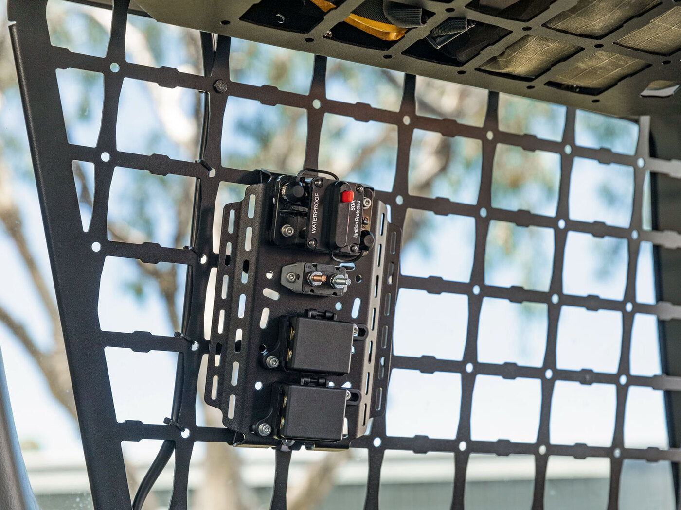 KAON Universal Fuse Bracket (Jimny Models 2018-Current XL 5-Door, GLX & Lite 3-Door)