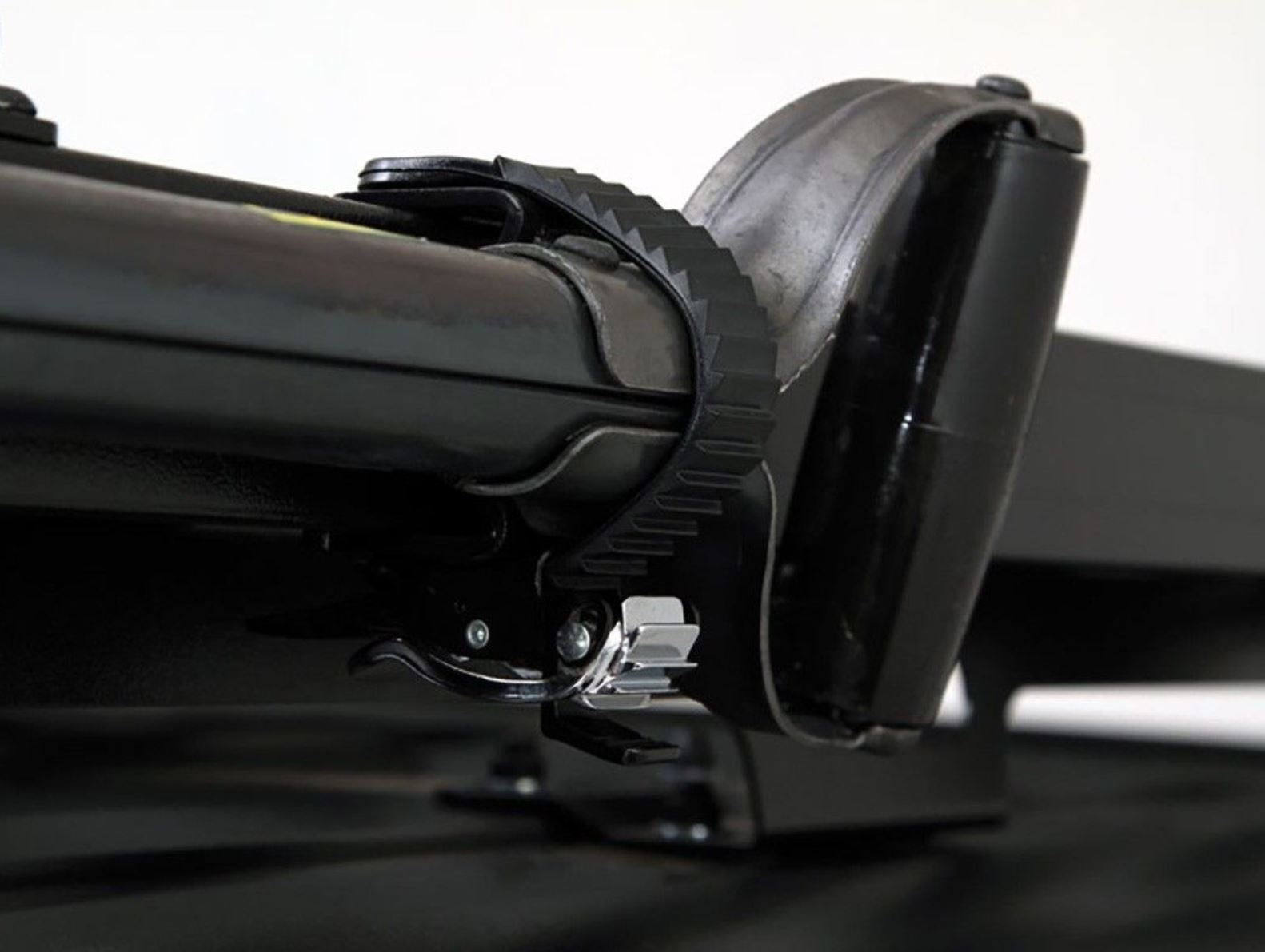 FRONT RUNNER Ratcheting Spade/Shovel Mounts