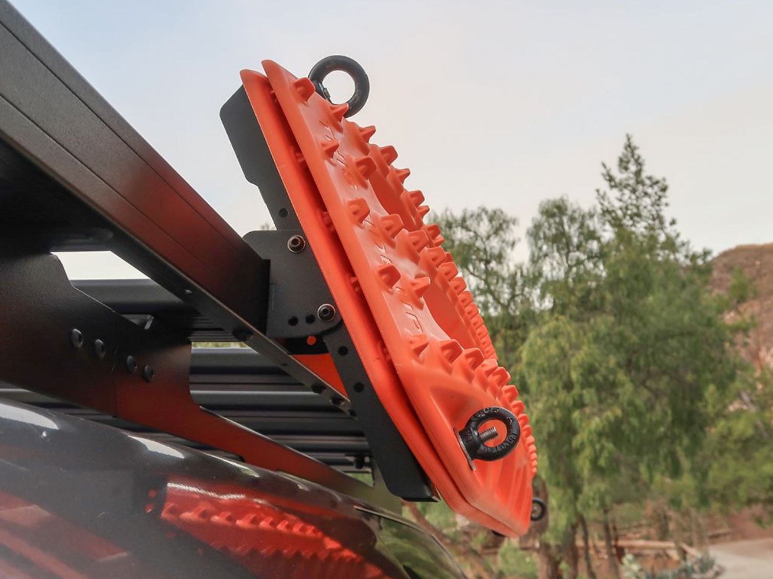 FRONT RUNNER Recovery Device & Gear Holding Side Brackets