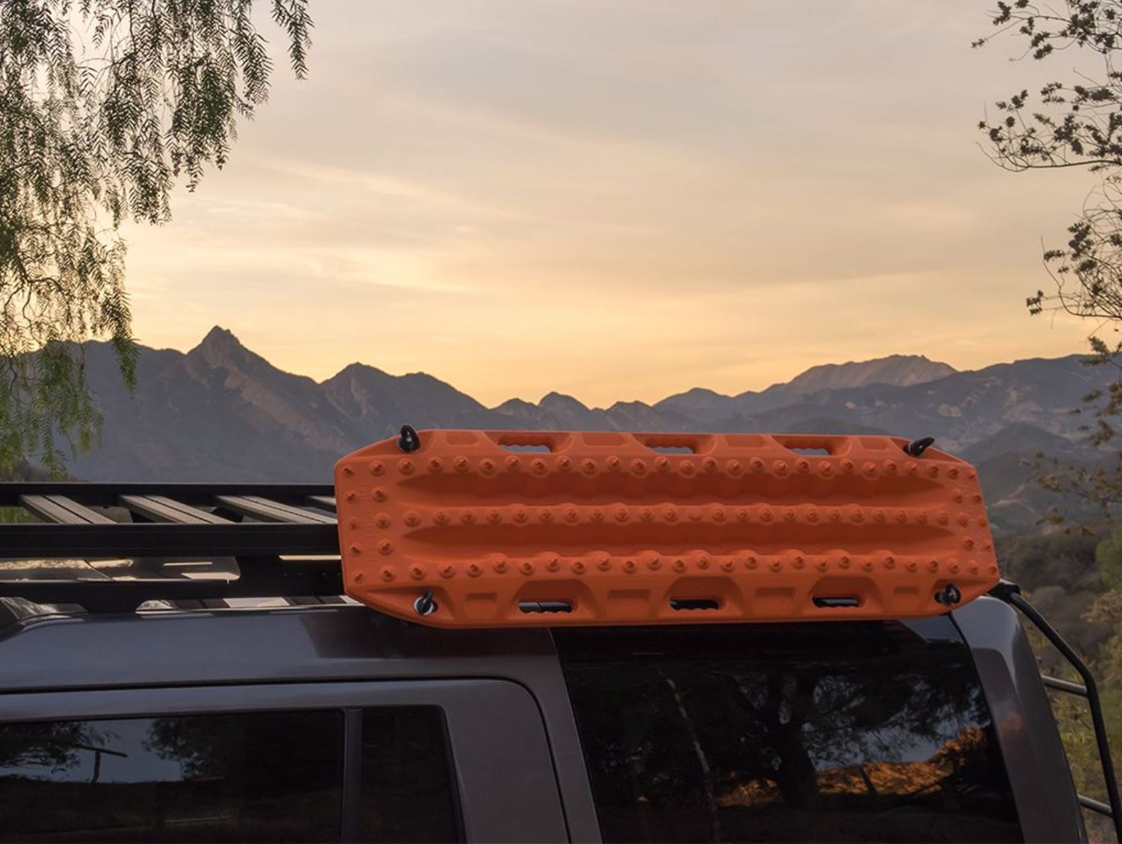 FRONT RUNNER Recovery Device & Gear Holding Side Brackets