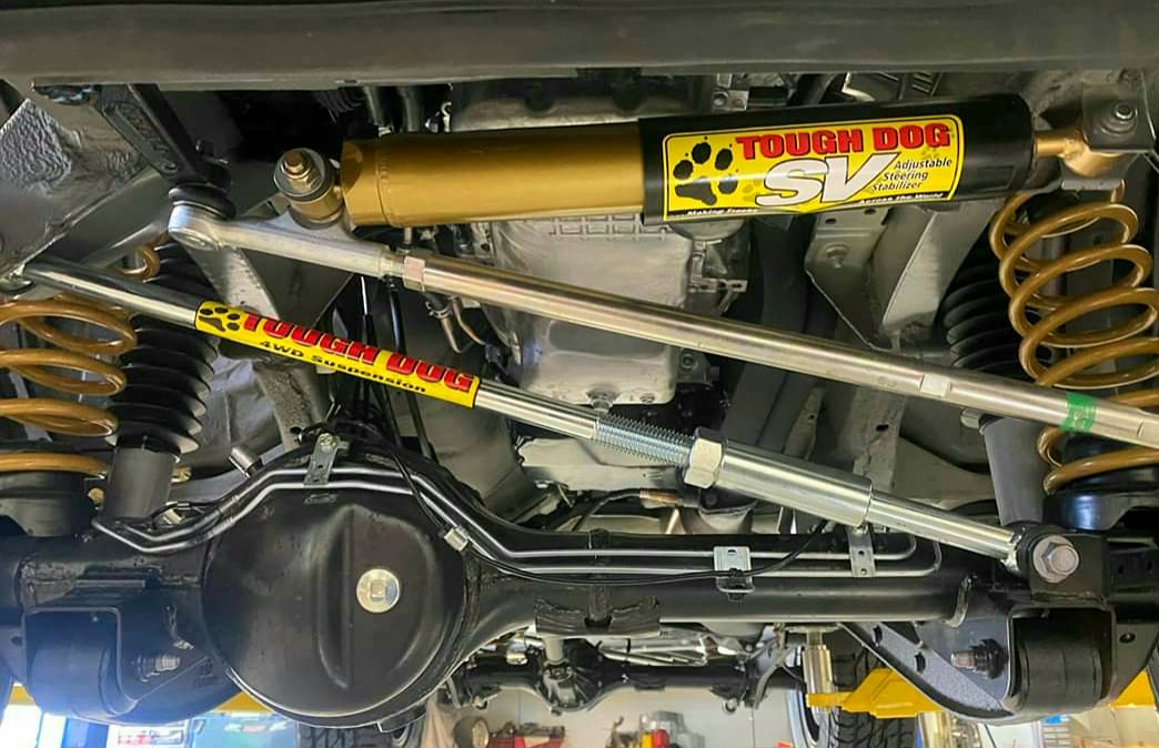 TOUGH DOG 4WD SUSPENSION Adjustable Front Panhard Rod (Jimny Models 2018-Current XL 5-Door, GLX & Lite 3-Door)