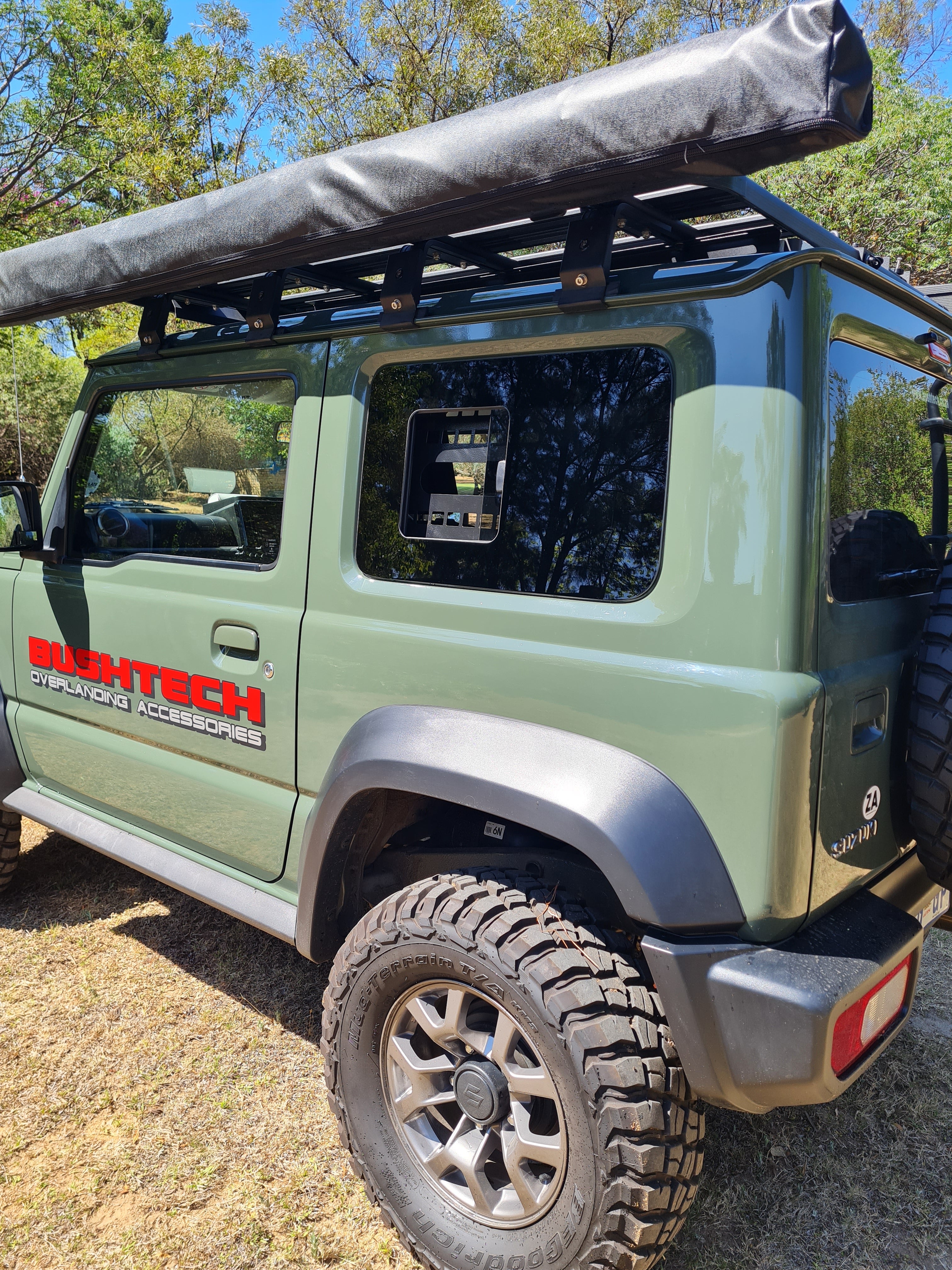 BUSHTECH Rear Sliding Windows - Tinted (Jimny Models 2018-Current GLX & Lite 3-Door)