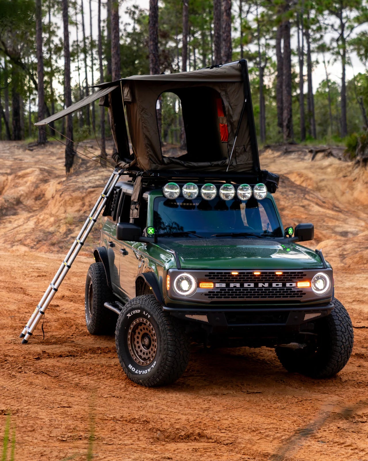 INSPIRED OVERLAND Trailpeak Rooftop Lightweight Roof Top Tent - Only 38kgs!