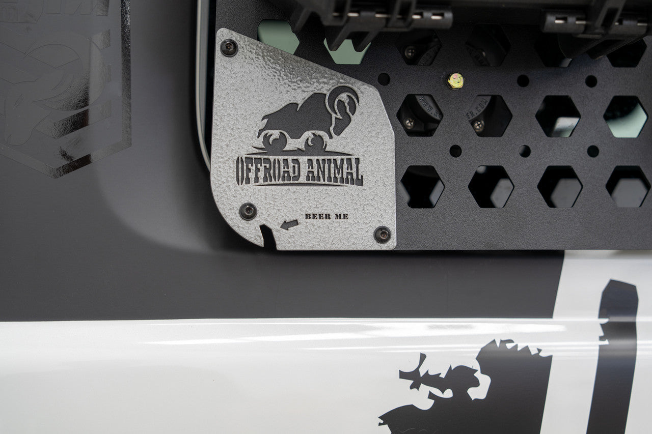 OFFROAD ANIMAL Exterior Window Accessory Panel (Jimny Models 2018-Current GLX & Lite 3-Door)