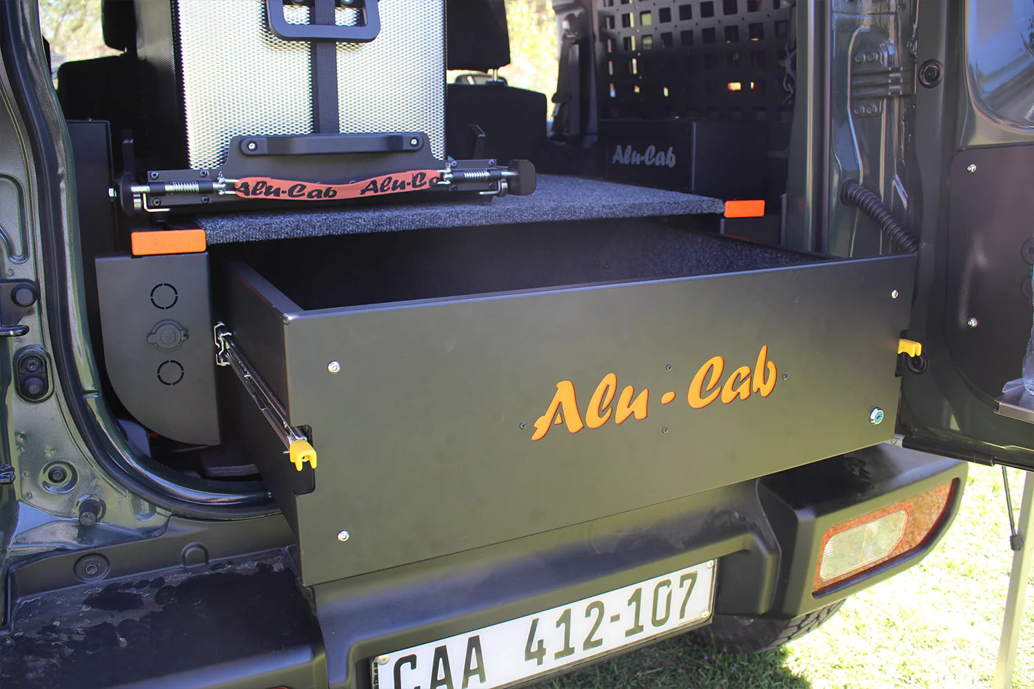 ALU-CAB Drawer System & Mount Bundle (Jimny Models 2018-Current GLX & Lite 3-Door)
