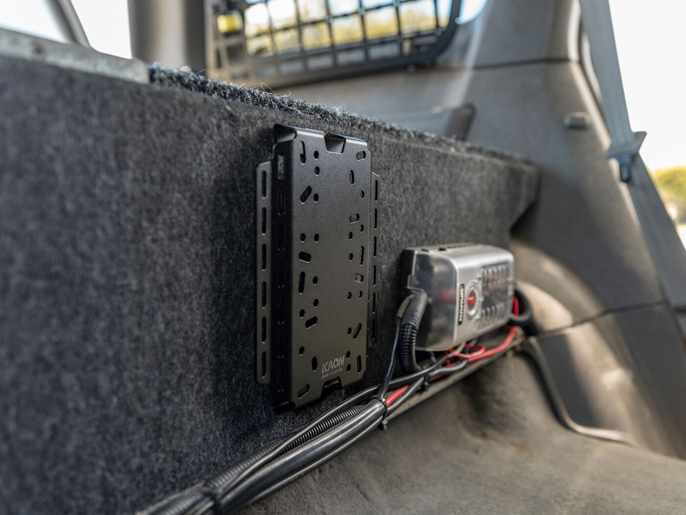 KAON Universal Fuse Bracket (Jimny Models 2018-Current XL 5-Door, GLX & Lite 3-Door)