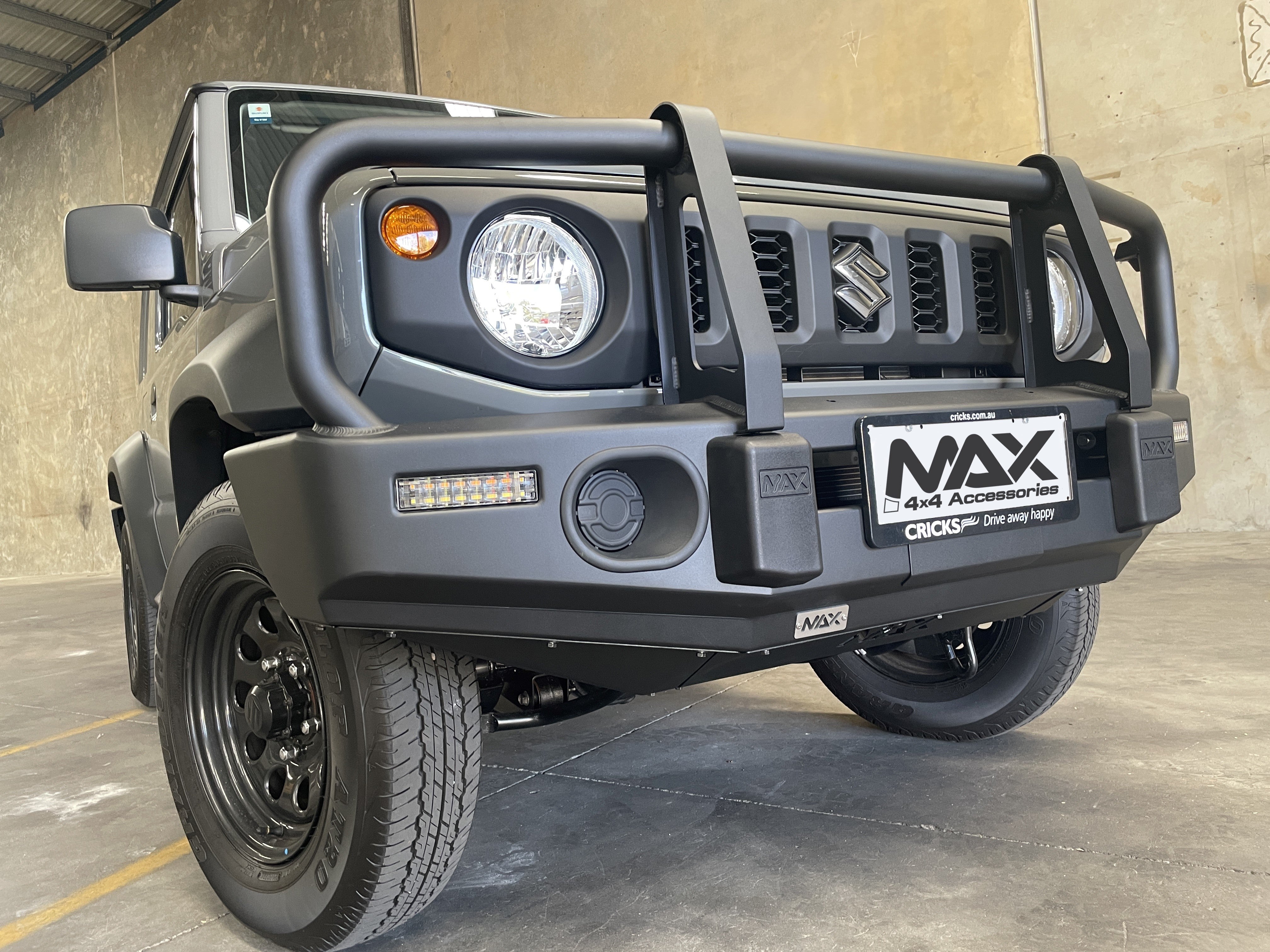 MAX 4X4 Lightweight Full-Loop Alloy Construction Bull Bar (Jimny Models 2018-Current XL 5-Door, GLX & Lite 3-Door)