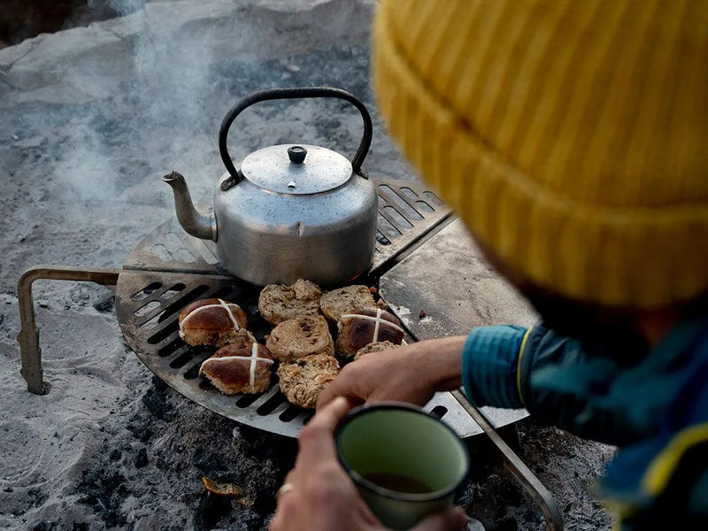 FRONT RUNNER - Spare Tyre Mounted BBQ Cooking Plate